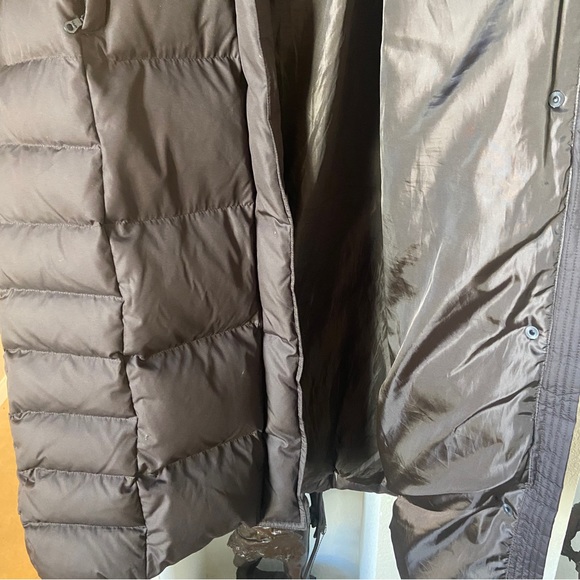 Eddie Bauer | Long Puffer Coat in Cocoa Size TM (Tall Medium) - Picture 12 of 16